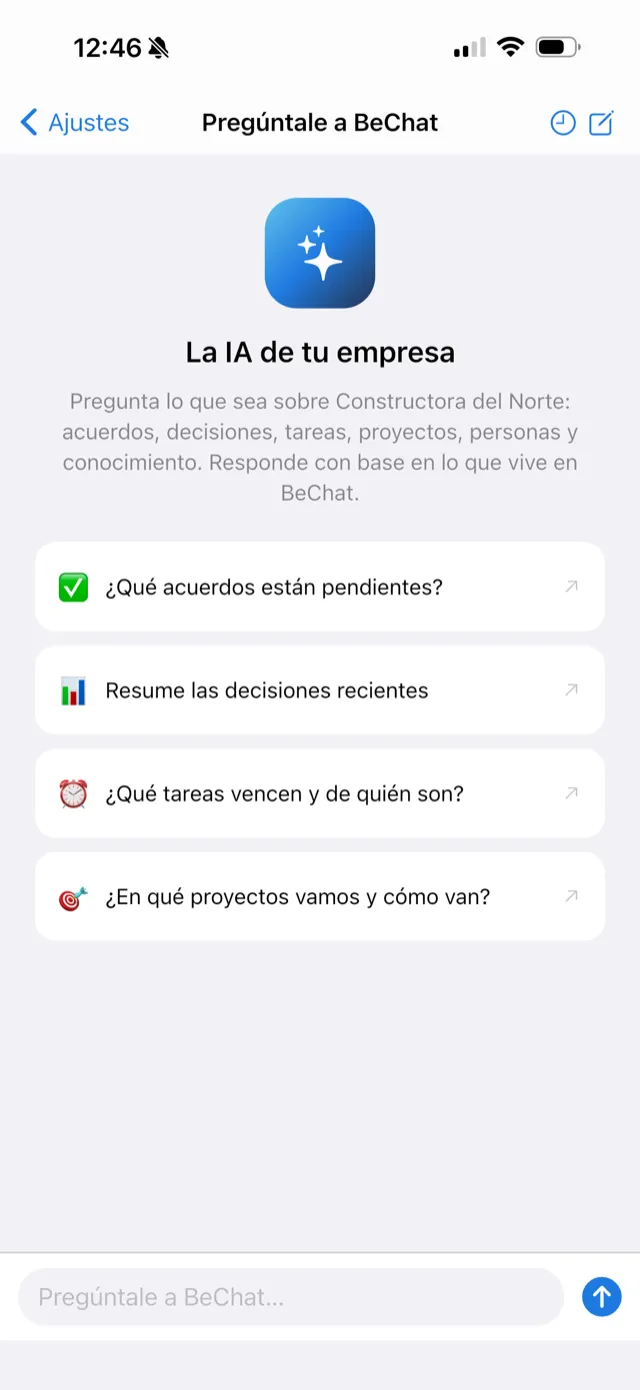 Asistente de IA de BeChat respondiendo dentro del chat